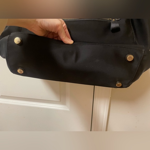 Good condition Michael Kors Kelsey Tote - Picture 6 of 6